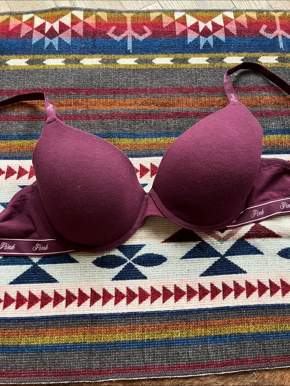 34DD Pink Victoria secret T shirt bra